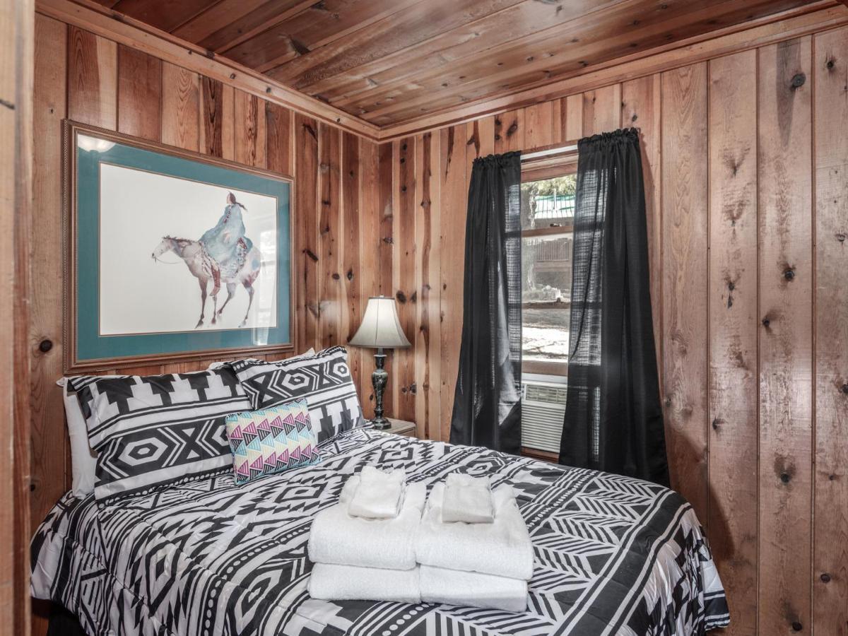Tiny Two, 2 Bedrooms, Midtown, Sleeps 4 Ruidoso Luaran gambar